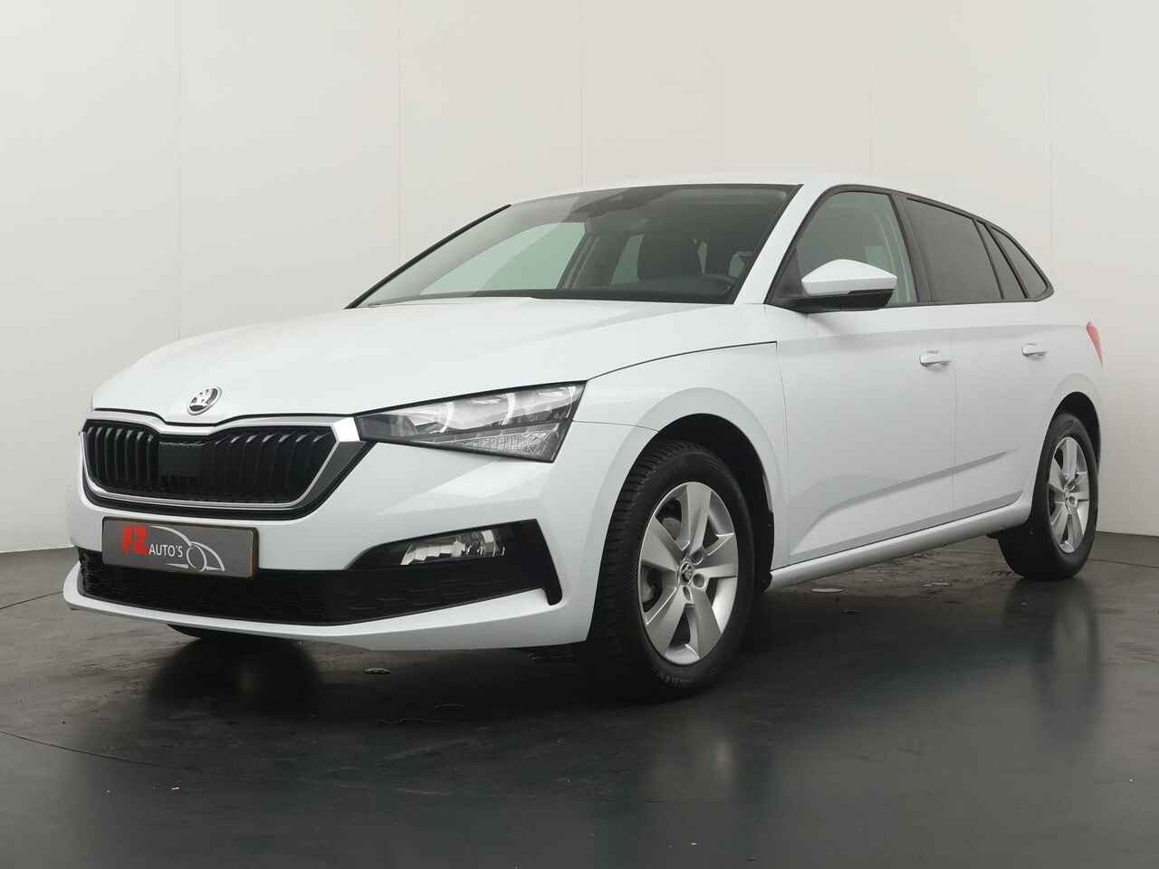 Skoda Scala - 1.0 TSI Ambition Automaat - Navigatie - Climate Control - Lichtmetalen velgen - AutoWereld.nl