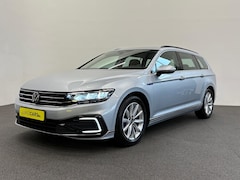 Volkswagen Passat Variant - 1.4 TSI PHEV GTE Business Airco ECC Navi Carplay PDC VA +Camera Adaptive Cruise Control+Tr