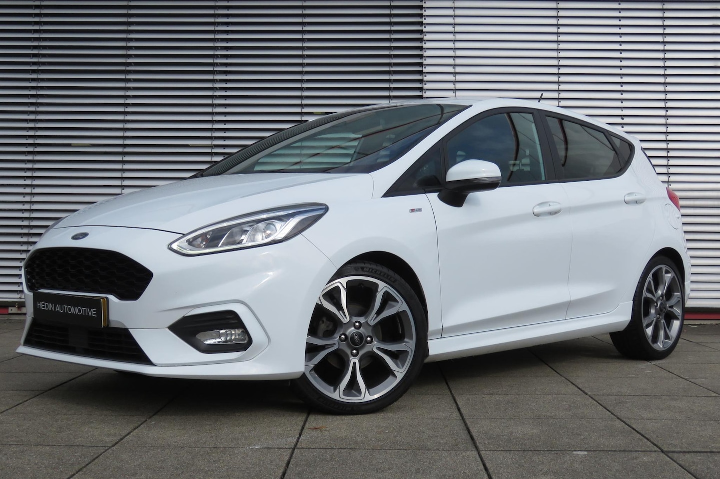 Ford Fiesta - 1.0 EcoBoost ST-Line | Voorruit verwarming | Apple Carplay/Android Auto | 18 inch | Light - AutoWereld.nl