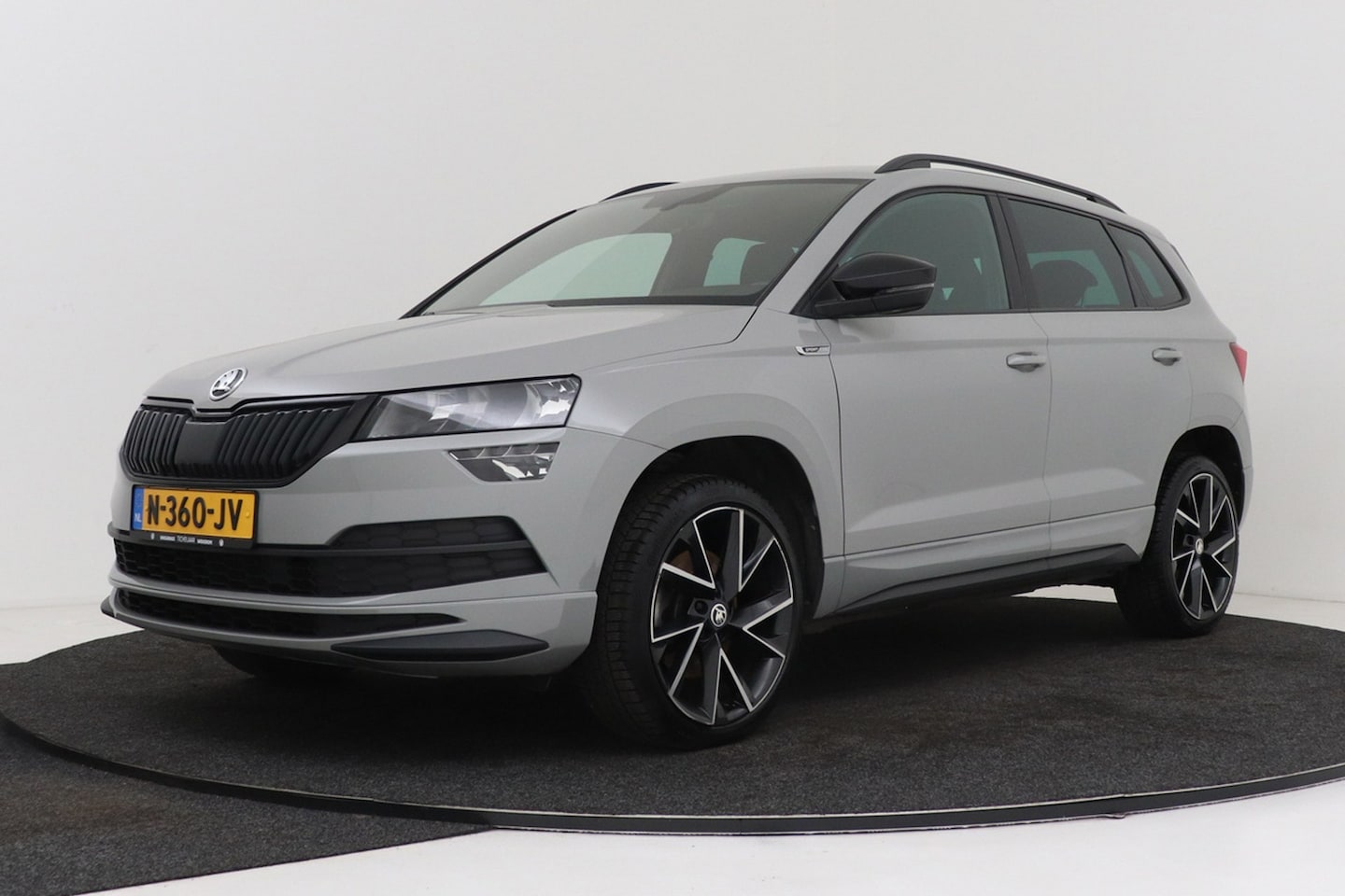 Skoda Karoq - 1.5 TSI ACT Sportline Business | Trekhaak | Digital Cockpit | Stoelverwarming | Adap. Crui - AutoWereld.nl
