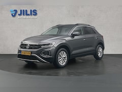Volkswagen T-Roc - 1.0 TSI Life | Trekhaak | Adaptieve cruise control | LED
