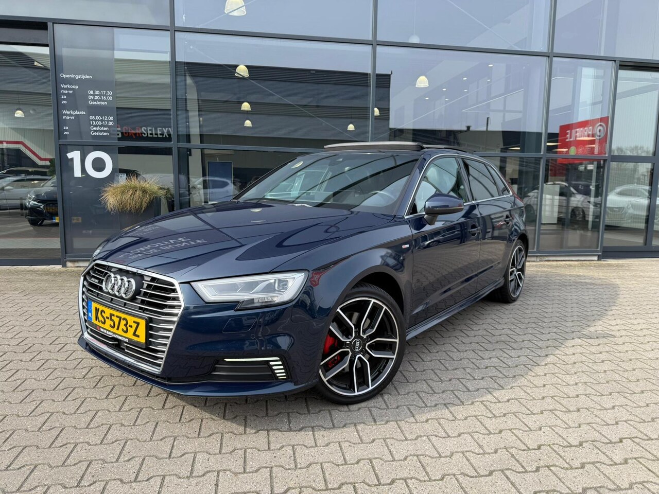 Audi A3 Sportback - 1.4 e-tron Pro Line Plus *Schuif-/Kanteldak* - AutoWereld.nl