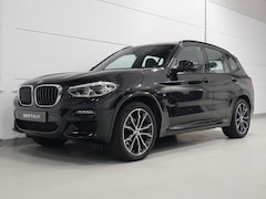BMW X3 - xDrive20i M-Sport | Panoramadak | Comfort Access | 20"