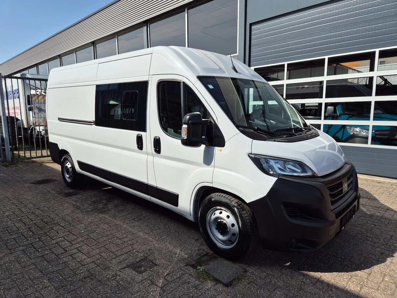 Fiat Ducato - 2.2D L3H2/ DC 6pers/ Airco/ Navi/ Camera - AutoWereld.nl