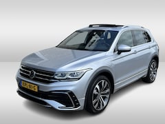 Volkswagen Tiguan - 1.4 TSI eHybrid R-Line / AUTOMAAT/ 245 PK/ 2X R-LINE/ PANO/ TREKHAAK/ CAMERA/ KEYLESS/ IQ.