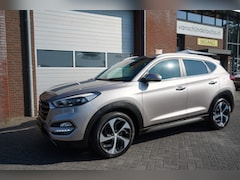 Hyundai Tucson - 1.6 T-GDI AWD 177PK PREMIUM TREKHAAK CAMERA STOELVERWARMING V+A NAVIGATIE ECC AIRCO CRUISE
