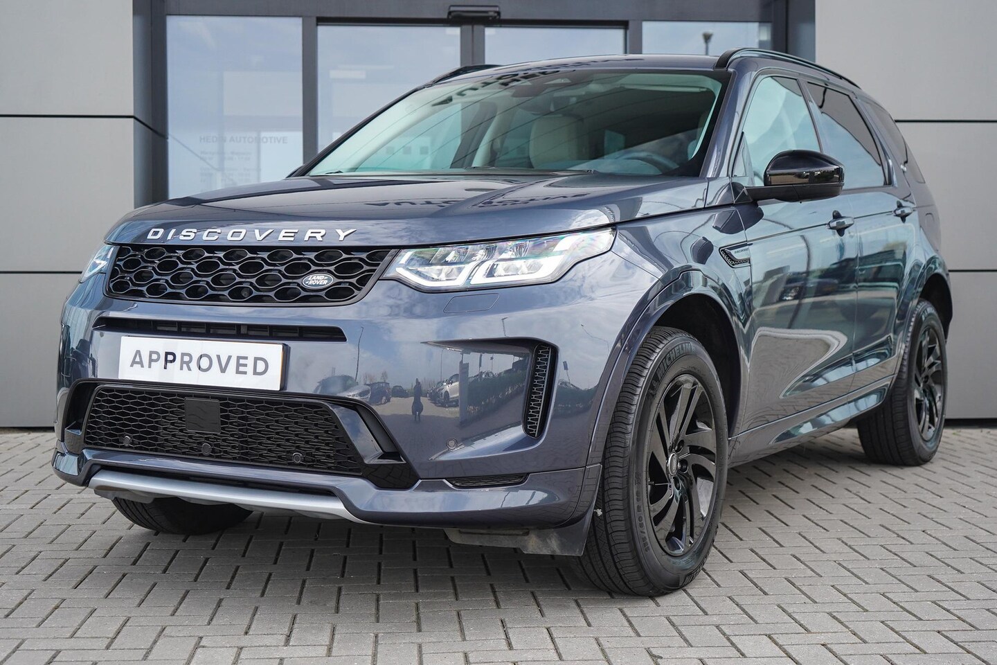 Land Rover Discovery Sport - P270e S | Elektrische trekhaak | Cold Climate | Beige leder | 5 jaar garantie | - AutoWereld.nl