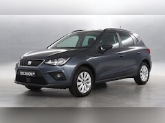 SEAT Arona - 1.0 TSI 95pk Style Business Intense / Navigatie / Keyless / Camera / Trekhaak