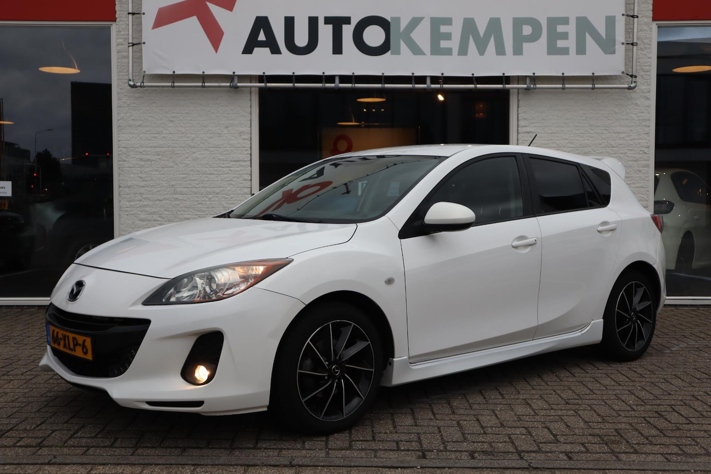 Mazda 3 - 1.6 BUSINESS | NAVI | AIRCO | CRUISE CTRL. | LM VELGEN | - AutoWereld.nl