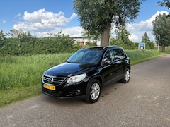 Volkswagen Tiguan - 1.4 TSI Sport&Style 4Motion 1e Eigenaar Stoelverwarming Airco Pdc Voor En Achter Trekhaak