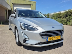 Ford Focus Wagon - 1.0 EB Tit X AUT NL auto Camera Carplay Zondag OPEN