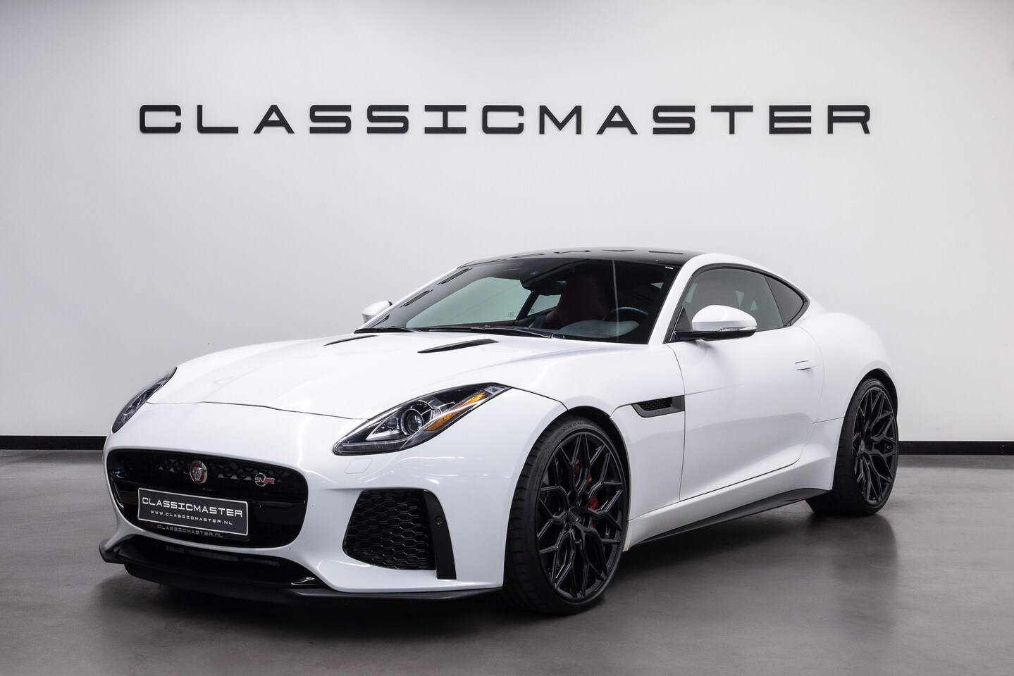 Jaguar F-type - 5.0 V8 R Coupé 5.0 V8 R Coupé - AutoWereld.nl