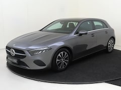 Mercedes-Benz A-klasse - 180 Star Edition / Stoelverwarming / Achteruitrijcamera /