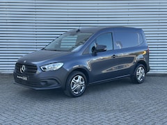 Mercedes-Benz Citan - 112 CDI L1 Airco Navigatie Trekhaak | 3-Zits | Bijrijdersbank| Apple Carplay etc etc
