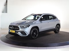 Mercedes-Benz GLA-Klasse - 250e Business Solution AMG | Premium Plus | Panoramaschuifdak | Trekhaak | Head-up | Burme