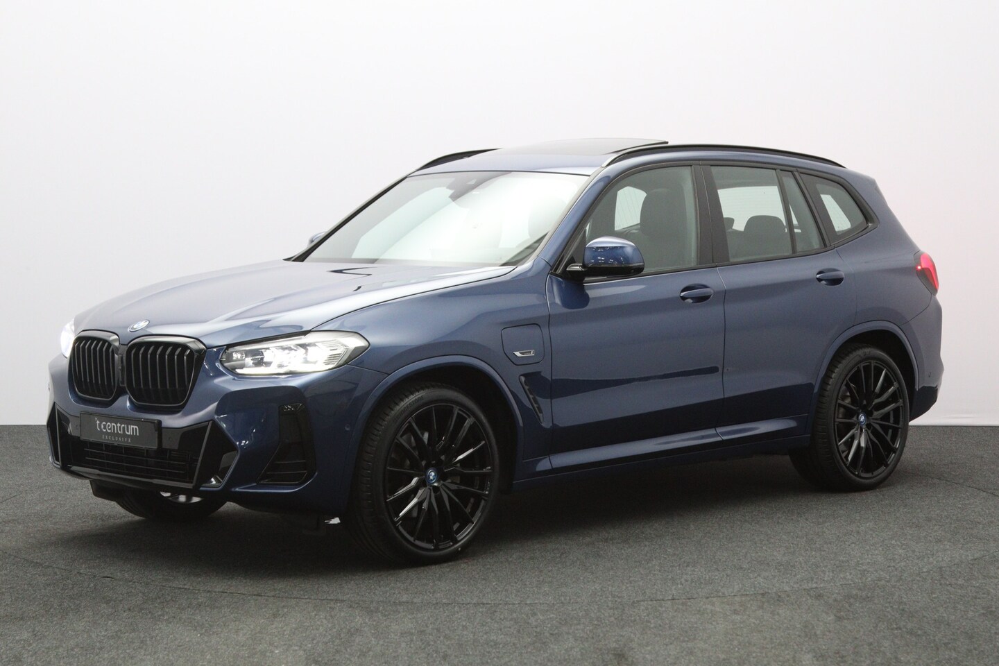 BMW X3 - xDrive30e M-Sport High Executive 293 PK PHEV, *FACE-LIFT* Leder, Panoramadak, Memory, 360 - AutoWereld.nl