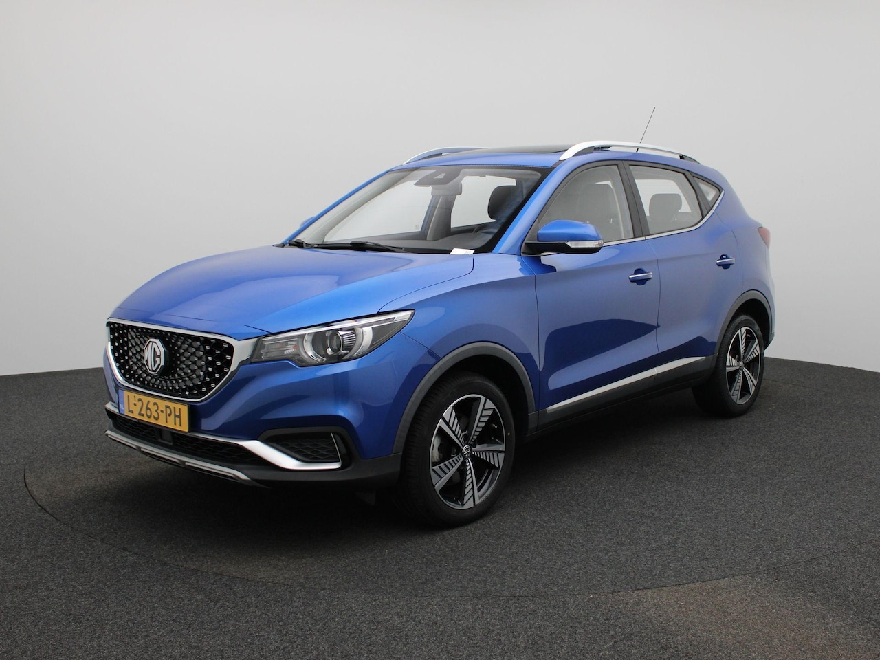 MG MG ZS EV - Luxury 45 kWh - AutoWereld.nl