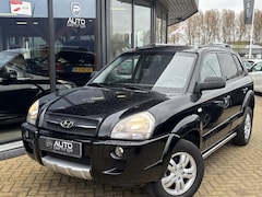 Hyundai Tucson - 2.0i Dynamic Cross 141PK | Nette Staat | Trekhaak | Airco | Cruise Control | Privacy Glass