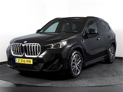 BMW X1 - sDrive18i 136 PK M-Sport | Afn. Trekhaak | Dig. Cockpit | Cruise | PDC | Camera | NAV + Ap