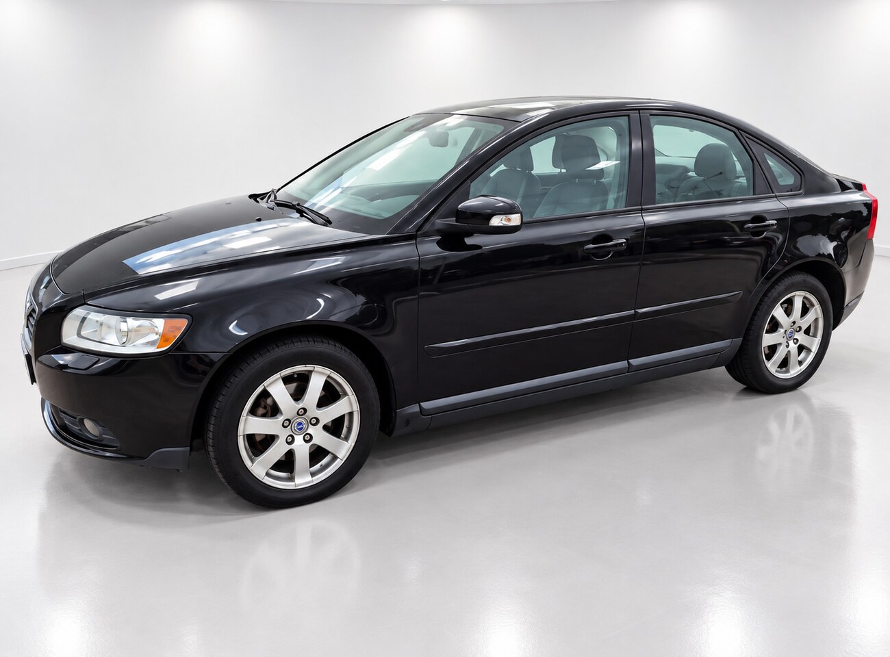Volvo S40 - 1.8 Edition I RIJDTSUPER!/1E EIGEN/CRUISE/TREKHAAK - AutoWereld.nl