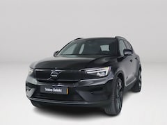 Volvo EX40 - Single Motor Plus Black Edition 70 kWh | Parkeercamera | Harman Kardon | Stoel- en stuurve