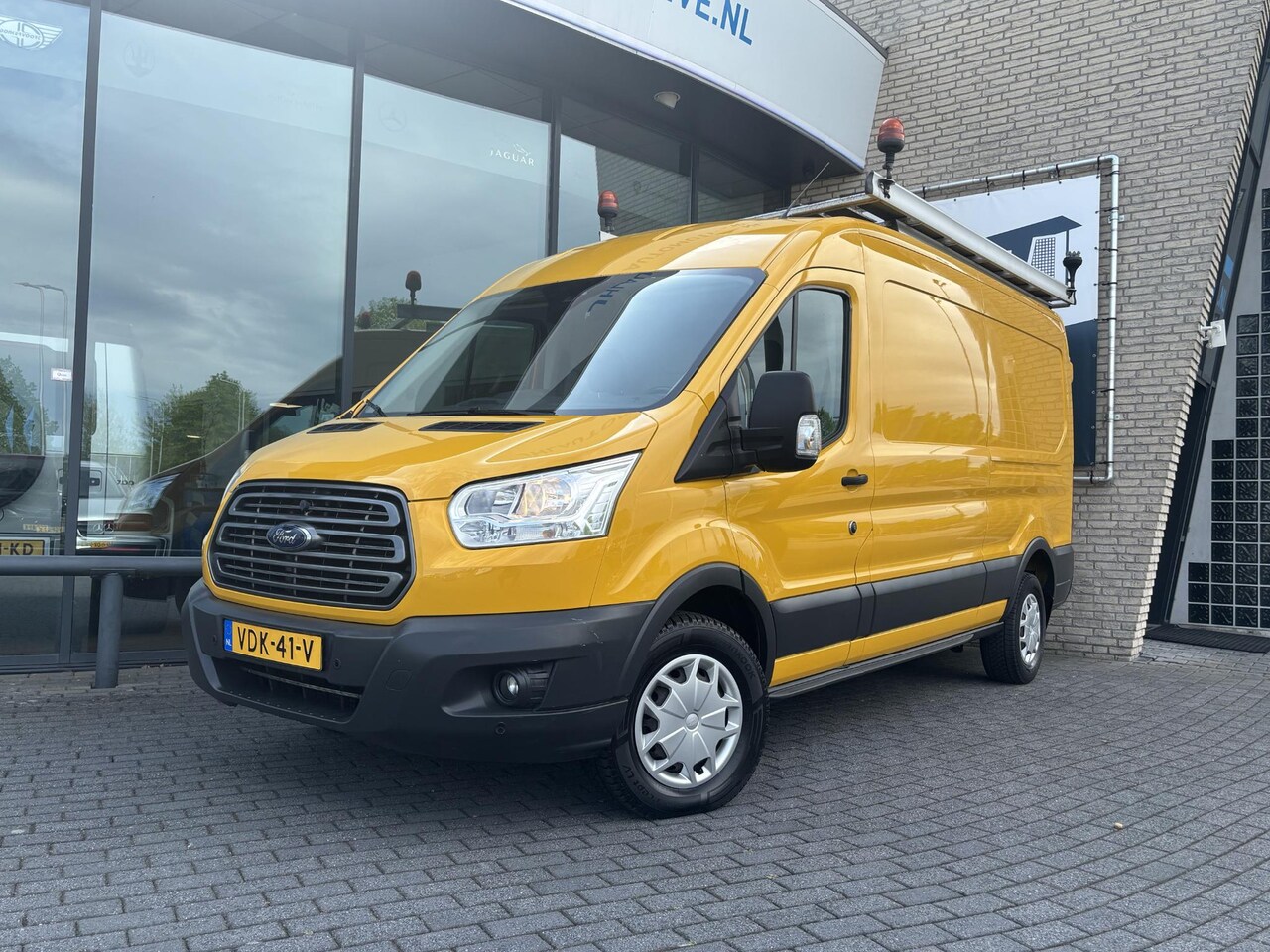 Ford Transit - 350 2.0 TDCI L3H2*A/C*HAAK*CRUISE*IMPERIAAL* - AutoWereld.nl