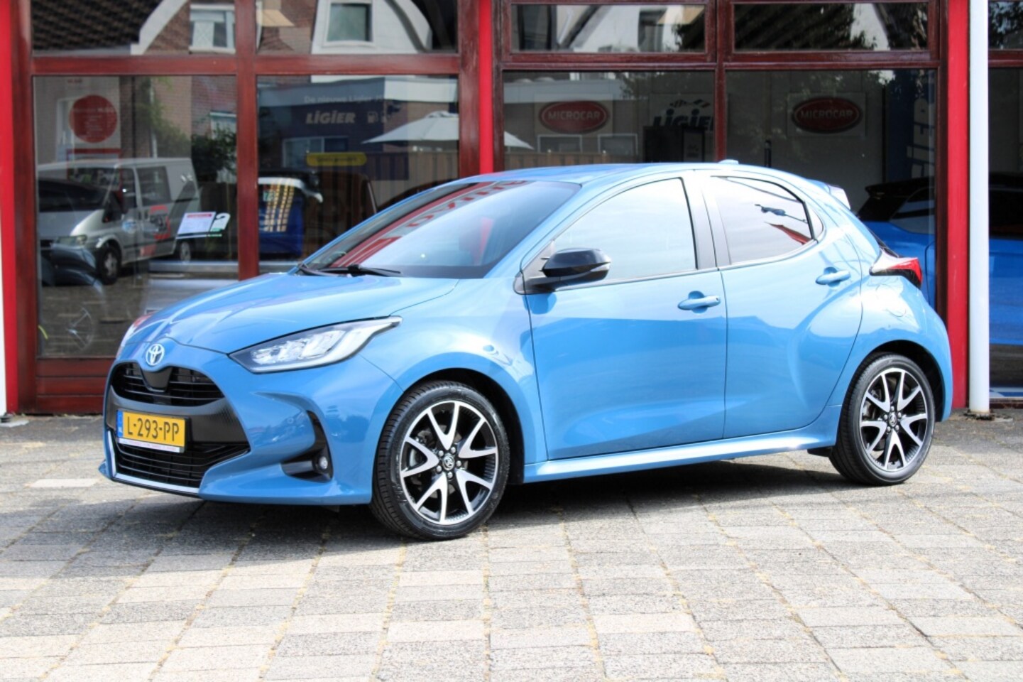Toyota Yaris - 1.5 Hybrid Executive 1.5 Hybrid Executive - AutoWereld.nl
