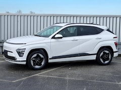 Hyundai Kona Electric - Comfort Smart 65.4 kWh WVB / Navigatie / Blind-Spot Collision-Avoidance Assist / Adaptieve