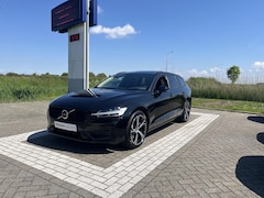 Volvo V60 - T6 Plug-in hybrid AWD Ultra Dark | Panoramadak | 360 Graden Camera | Demonstratie Auto | C