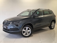 Skoda Karoq - 1.5 TSI ACT Style | Navigatie | Stoelverwarming | Parkeersensoren |