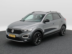 Volkswagen T-Roc - 1.5 TSi 150 Pk Automaat Sport Business R-Line | Black Style | Camera | Stoelverwarming | A