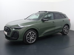 Audi Q5 - S edition (B10) e-hybrid 220 kW / 299 PK SUV 7 ve | Luchtvering | Trekhaak | Panoramadak |