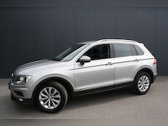 Volkswagen Tiguan - 1.5 TSI ACT Comfortline Business - RIJKLAAR - NAVIGATIE - PDC - TREKHAAK - 2e EIGENAAR