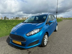 Ford Fiesta - 1.0 Champion zeer nette auto incl apk onderhoud nw distributie