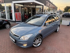 Hyundai i30 CW - 2.0i i-Catcher |automaat|leder|navi|airco|trekhaak|