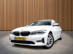 BMW 3-serie Touring - 320i Business Edition 1e-Eig. & Dealer-Onderh. BOVAG-Garantie. NL-Auto