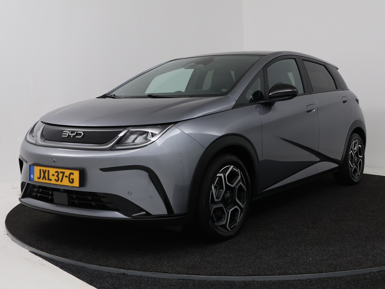 BYD Dolphin - Design 60.4 kWh | Origineel NL! | NAP! - AutoWereld.nl