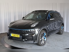 Lynk & Co 01 - 1.5 PHEV, NAP, Panoramadak, 360camera, zwarte hemel
