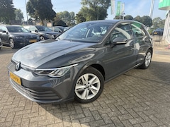 Volkswagen Golf - 1.0 eTSI Life, Aut, Nav, Carplay, Camera, Digidash