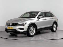 Volkswagen Tiguan - 1.5 TSI ACT Highline Business R Achteruitrij Camera | Parkeersensoren Voor + Achter | Adap