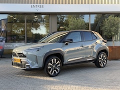 Toyota Yaris Cross - 1.5 Hybr 130 Executive | Premium Pack | HUD | Adpatieve Cruise | Camera |