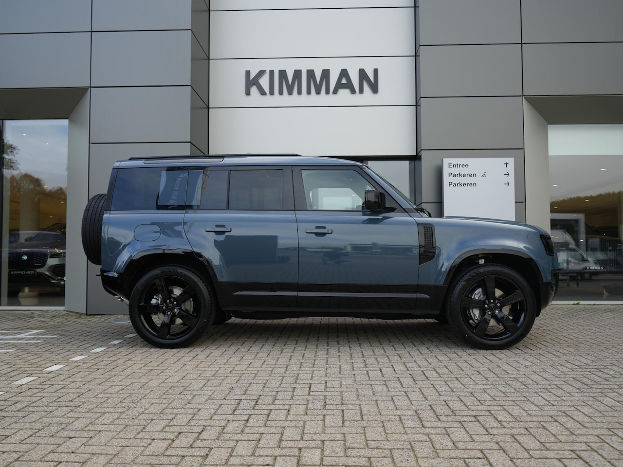 Land Rover Defender 110 - P300e X-Dynamic HSE | Techno Pack | Black Pack | Koelkast | - AutoWereld.nl