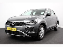 Volkswagen T-Roc - 1.5 TSI DSG Life Navigatie Apple Carplay/Android Auto Parkeersensoren Camera Adaptive Crui