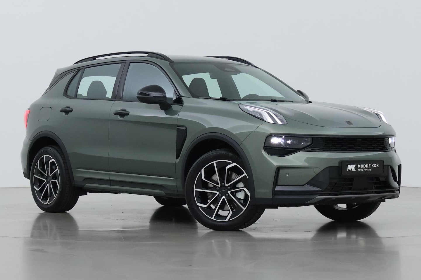 Lynk & Co 01 - 1.5 Core | ACC | Camera | Carplay | 19 inch | LED | Draadloos opladen - AutoWereld.nl