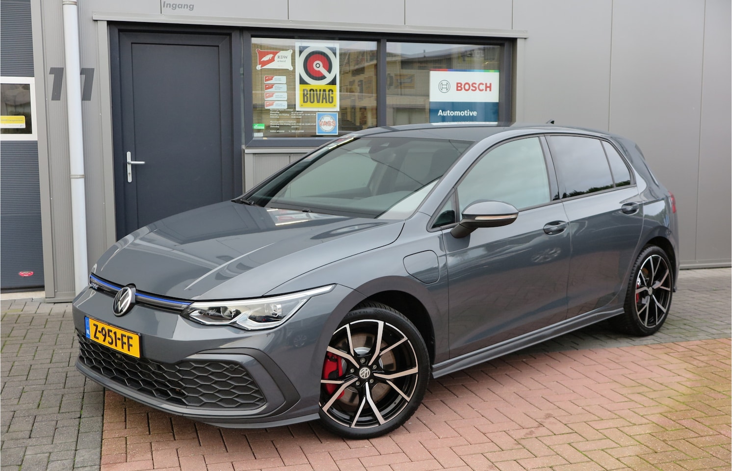 Volkswagen Golf - 1.4 eHybrid GTE 1.4 eHybrid 245pk GTE ,SOH 93%. Trekhaak afneembaar,ACC, PDC, Virtual cockpit,Navi, DAB+ , - AutoWereld.nl