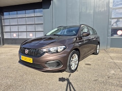 Fiat Tipo Stationwagon - 1.4 16v Lounge