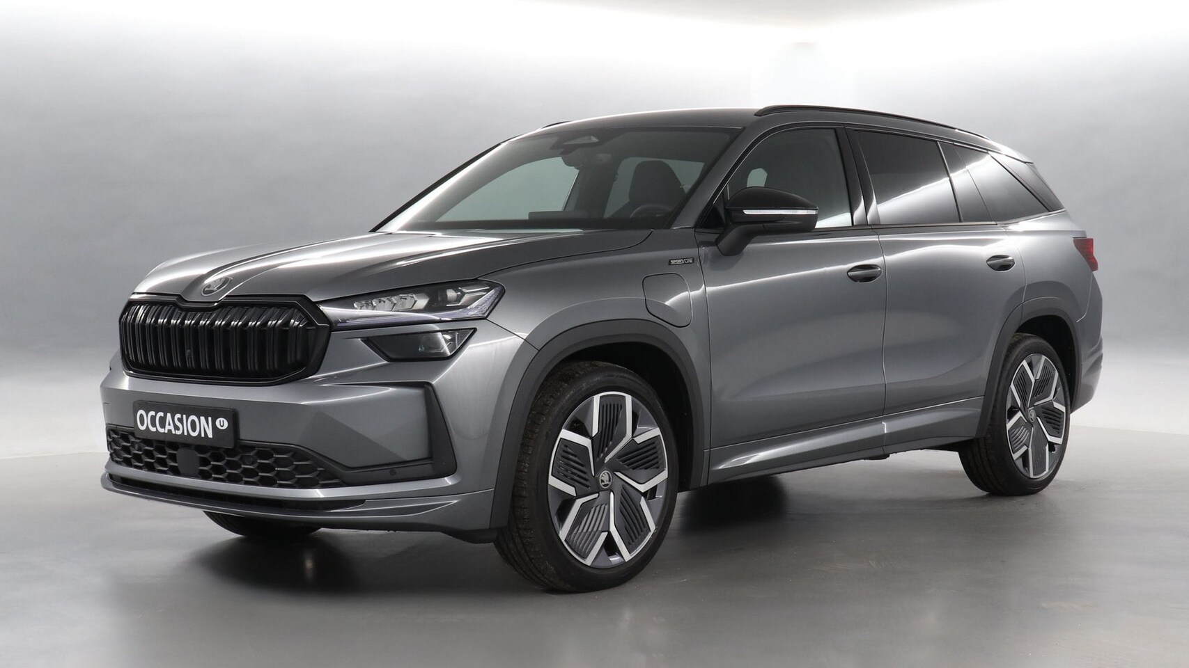Skoda Kodiaq - 1.5 TSI 204pk PHEV Sportline Business DSG / Stoel+Stuurverwarming / Camera / Trekhaak - AutoWereld.nl