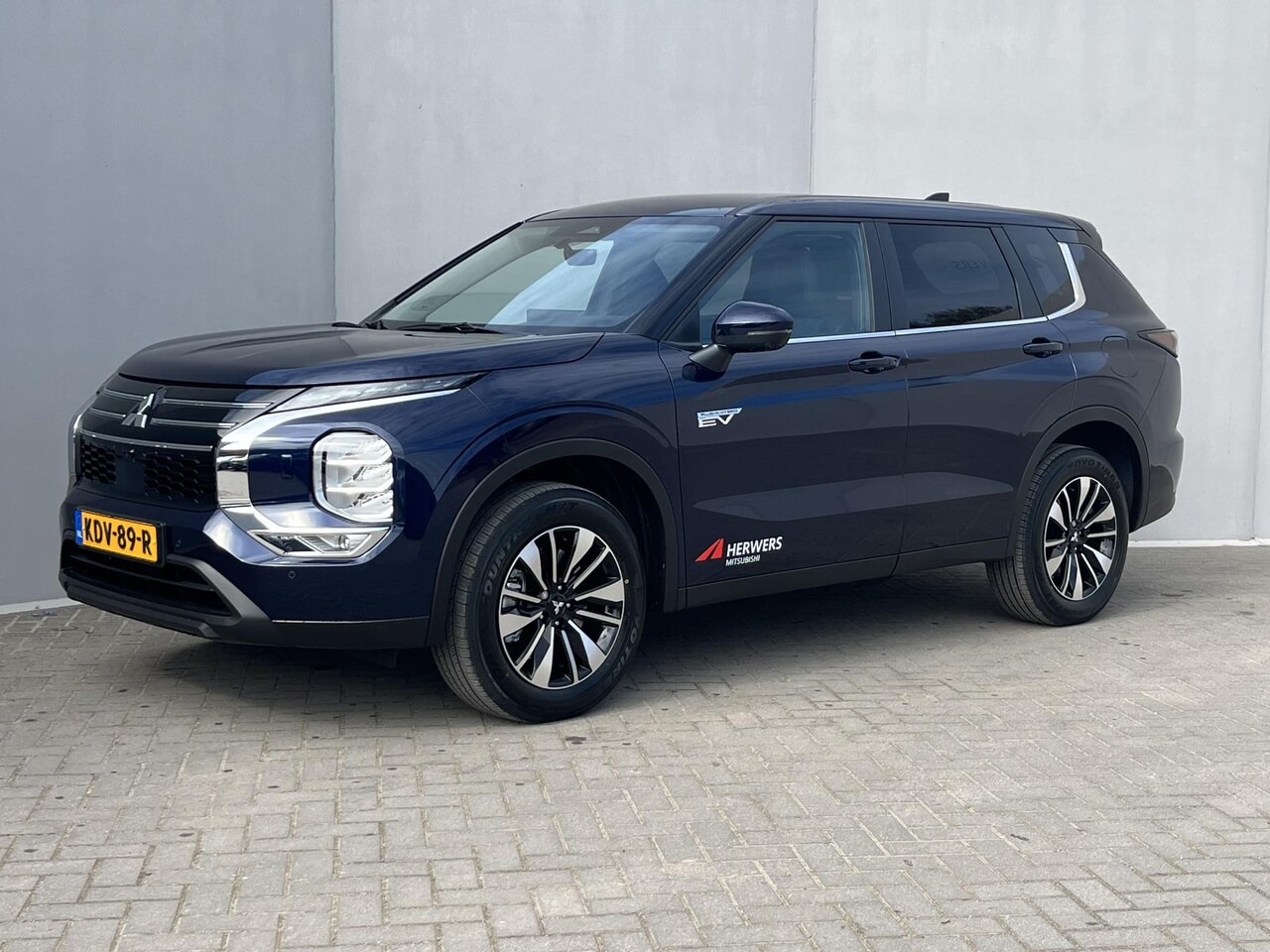 Mitsubishi Outlander - 2.4 PHEV Intense MY26 / Adaptief Cruise Control / Apple Carplay&Android Auto / 1600kg trek - AutoWereld.nl