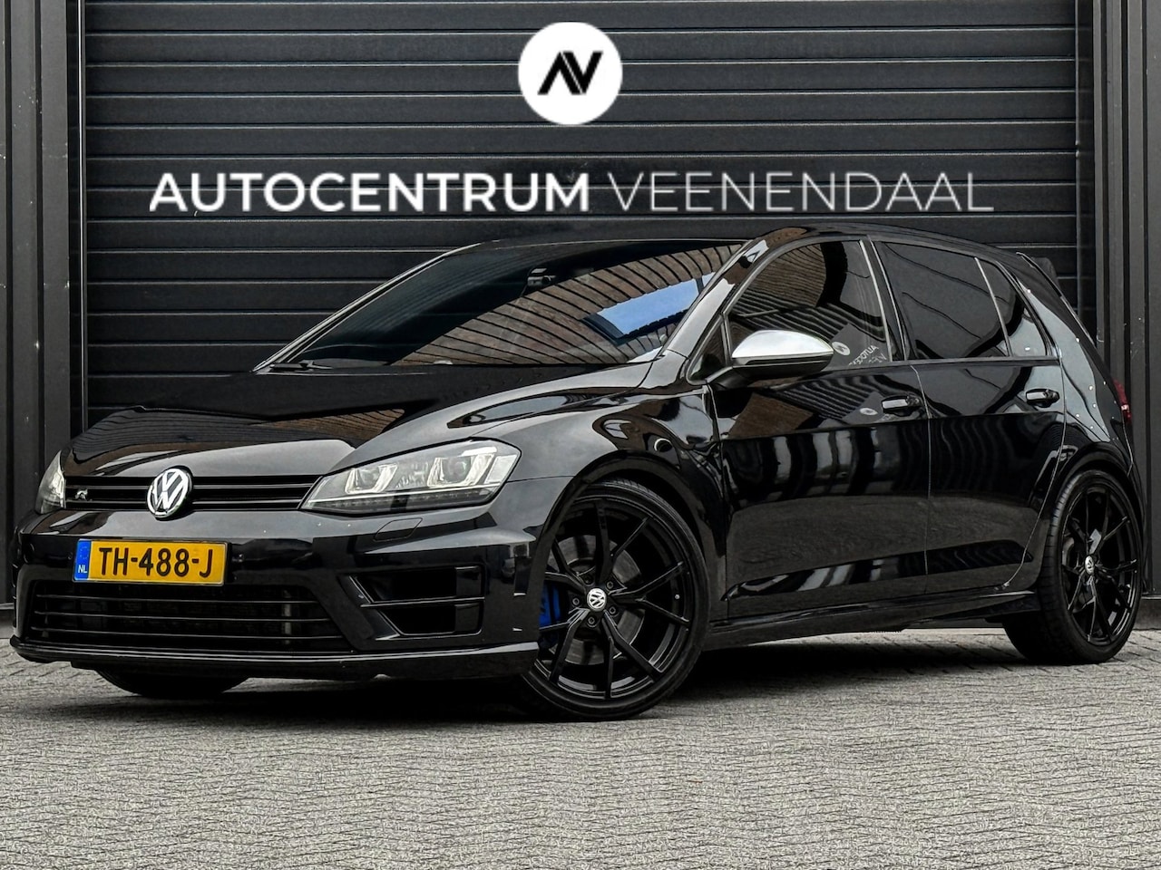 Volkswagen Golf - R 2.0 TSI 4Motion 410 PK VIRTUAL/KEYLESS/LEDER/CARPLAY/BEARLOCK - AutoWereld.nl