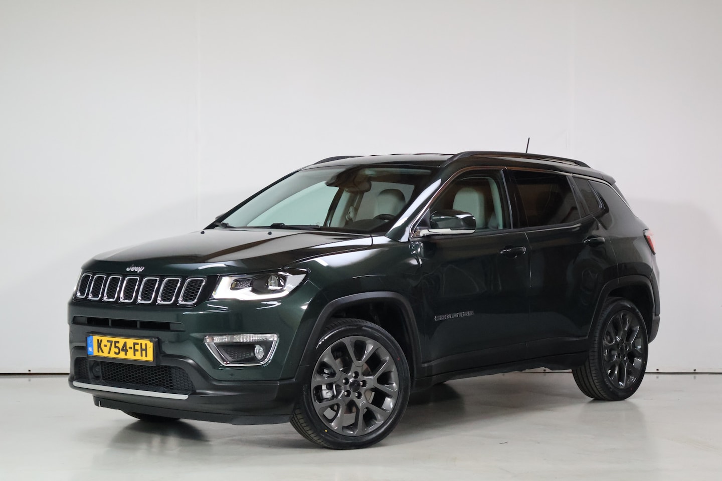 Jeep Compass - 1.3T Limited | Stoel+Stuur verw | Keyless | Trekhaak | Camera | Dealer Onderhouden - AutoWereld.nl